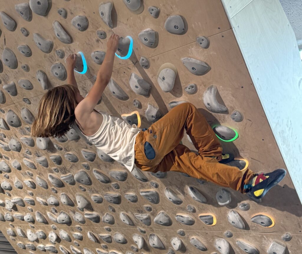 Ein tolles Kilterboard im Eifelblock