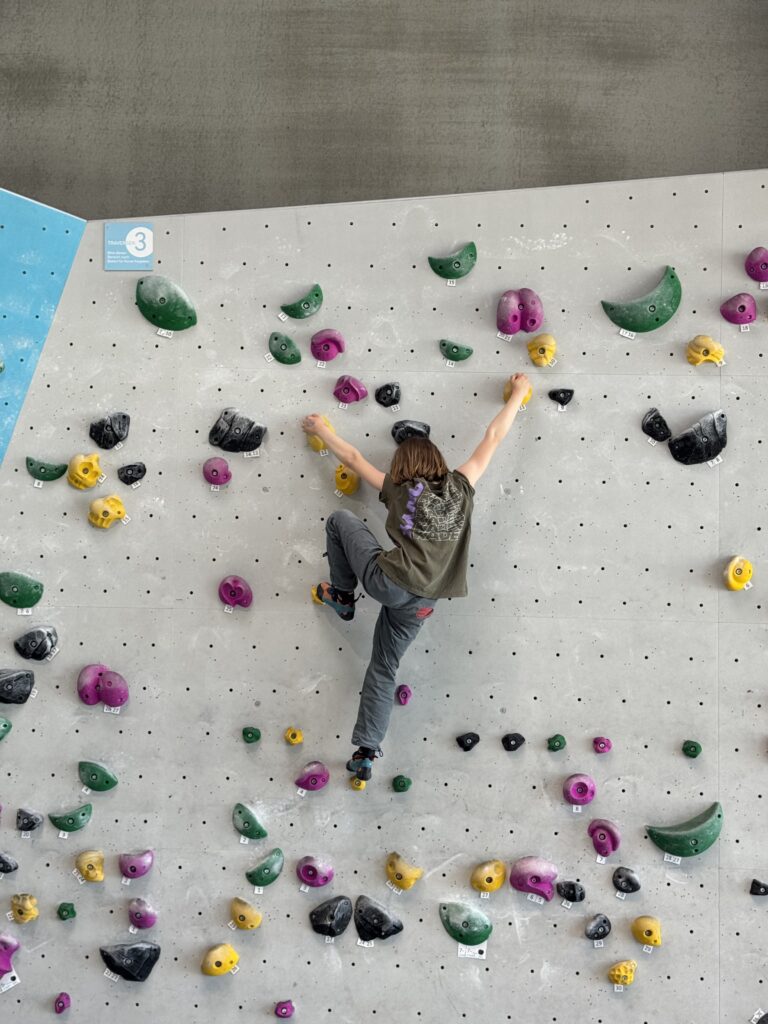 Interessante Traversenidee in der Boulderweld München Süd